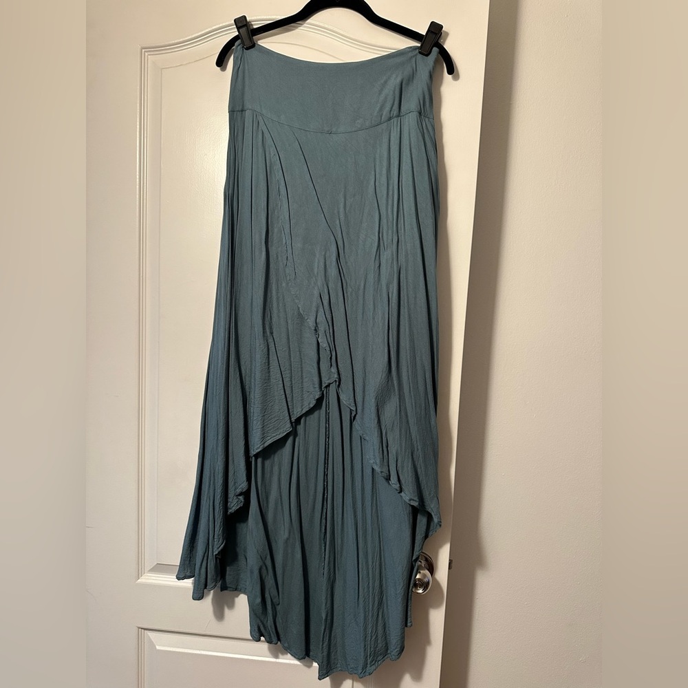 High low skirt